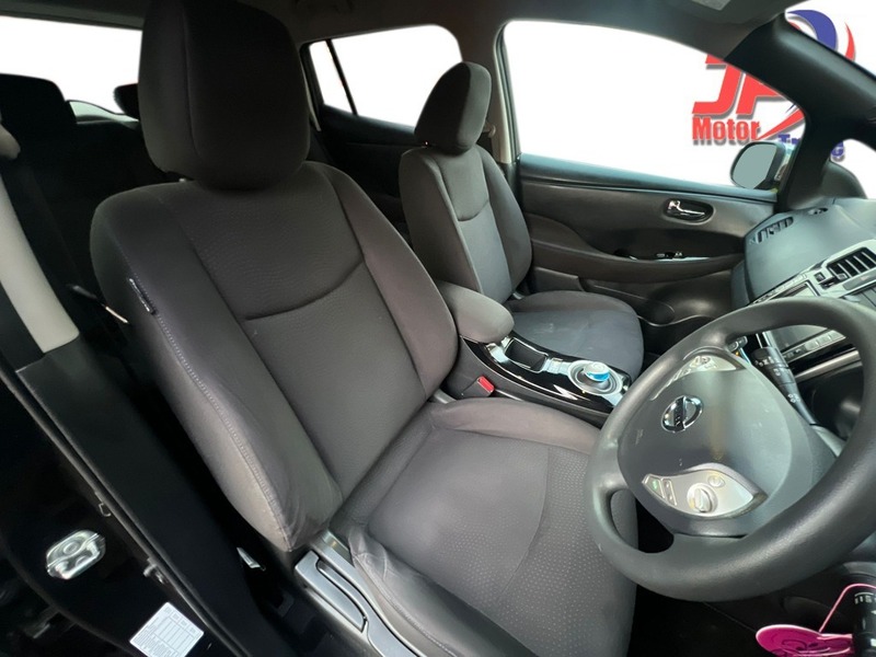 Used Nissan Leaf 2017 for sale - 77213201: Photo 24