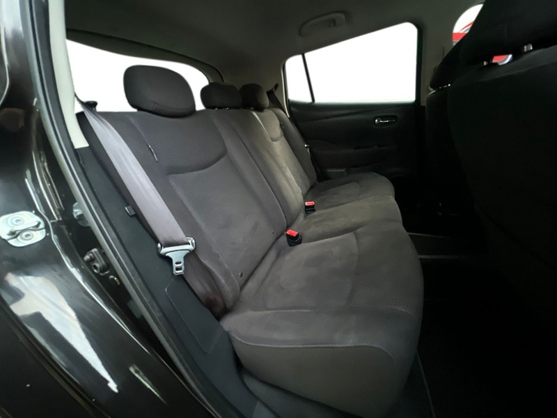 Used Nissan Leaf 2017 for sale - 77213201: Photo 27