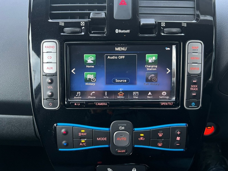 Used Nissan Leaf 2017 for sale - 77213201: Photo 34