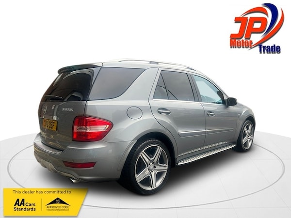 Used Mercedes-Benz M-Class 2010 for sale - 76236330: Photo 11