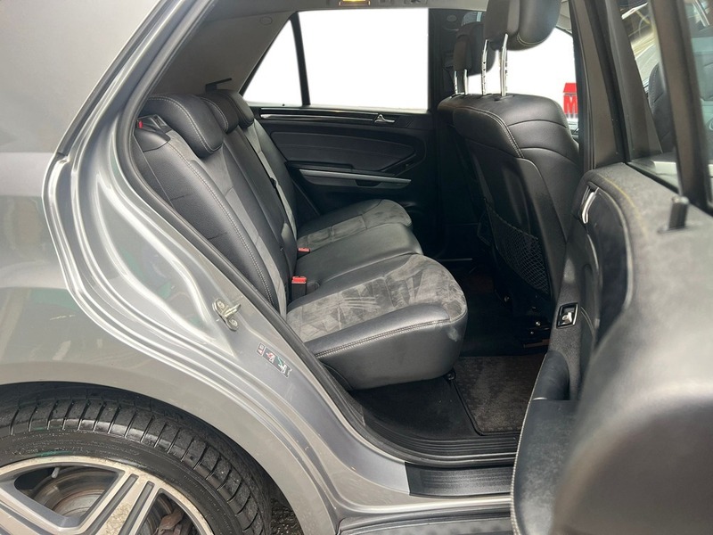 Used Mercedes-Benz M Class 2010 for sale - 76236330: Photo 31