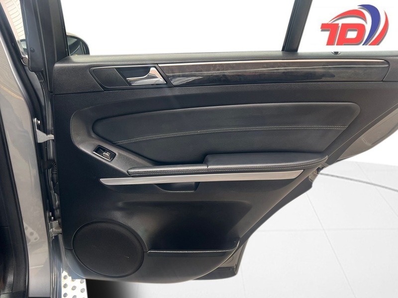 Used Mercedes-Benz M Class 2010 for sale - 76236330: Photo 33