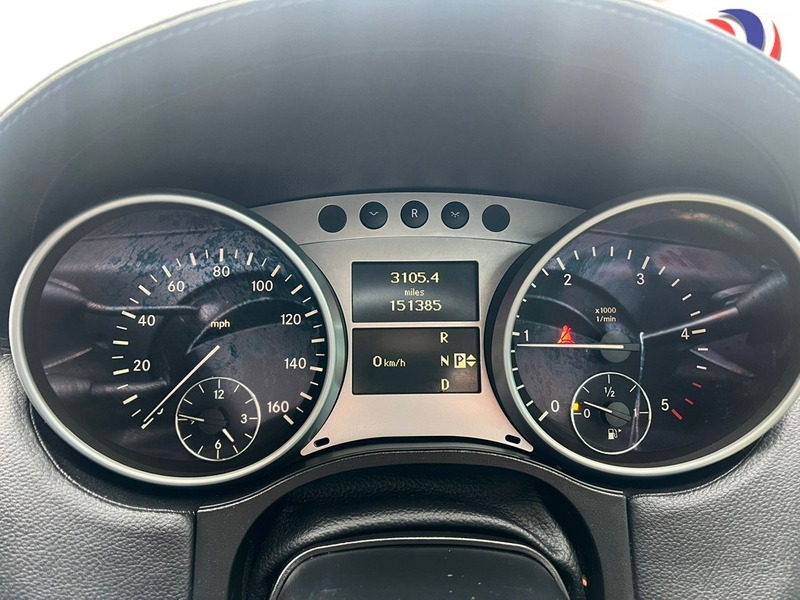 Used Mercedes-Benz M Class 2010 for sale - 76236330: Photo 37