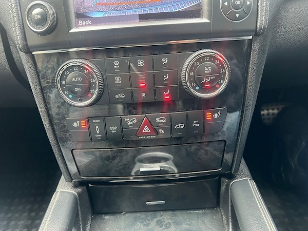 Used Mercedes-Benz M-Class 2010 for sale - 76236330: Photo 39