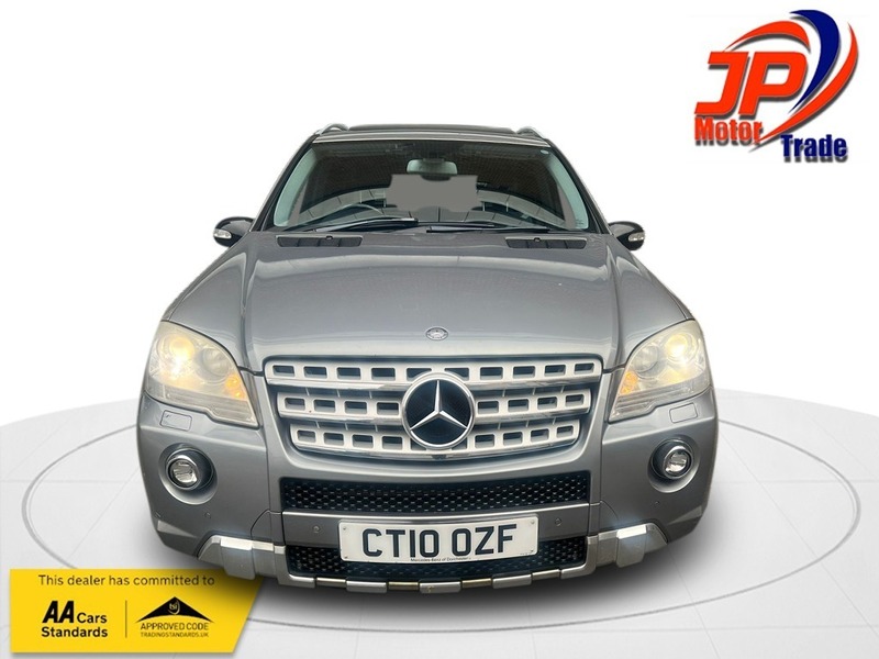 Used Mercedes-Benz M Class 2010 for sale - 76236330: Photo 4