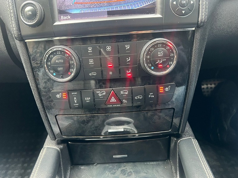 Used Mercedes-Benz M Class 2010 for sale - 76236330: Photo 41