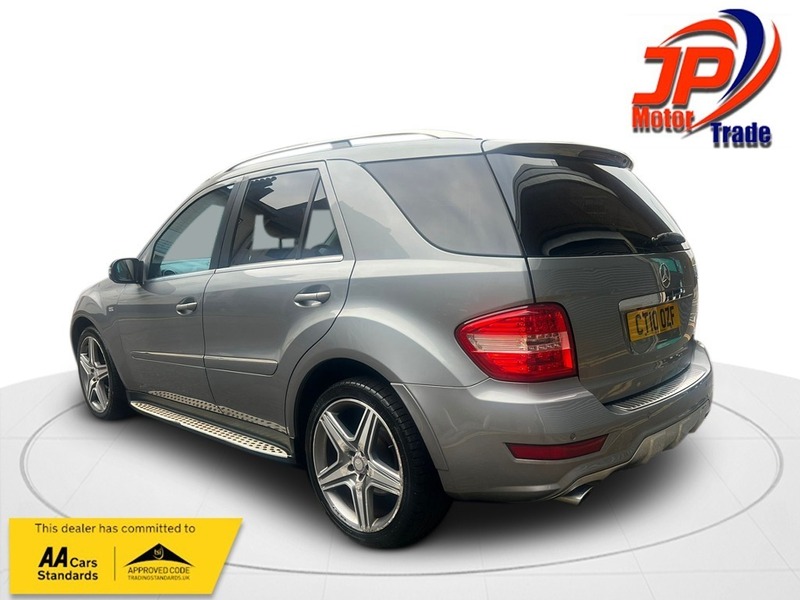 Used Mercedes-Benz M Class 2010 for sale - 76236330: Photo 8