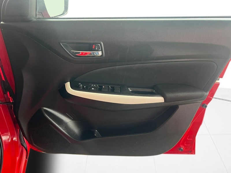 Used Suzuki Swift 2018 for sale - 76583046: Photo 25