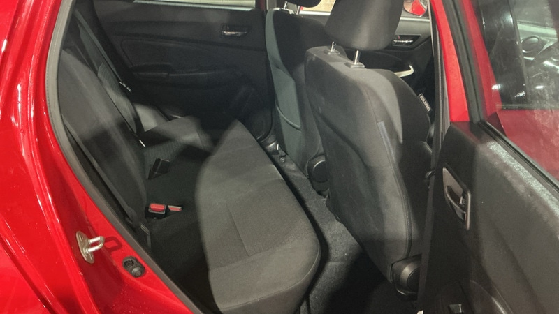 Used Suzuki Swift 2018 for sale - 76583046: Photo 8