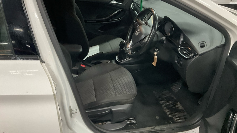 Used Vauxhall Astra 2016 for sale - 76934988: Photo 9