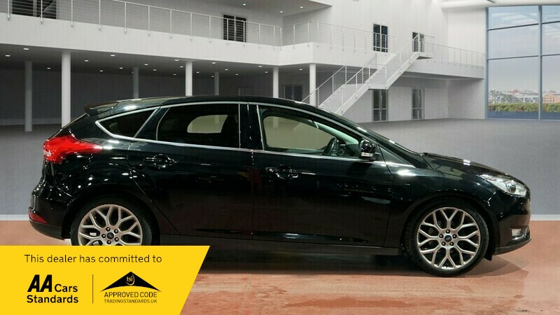 Used Ford Focus 2017 for sale - 76896619: Photo 5