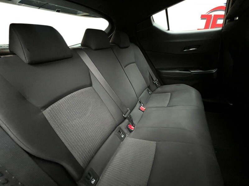 Used Toyota C-HR 2017 for sale - 77508164: Photo 28