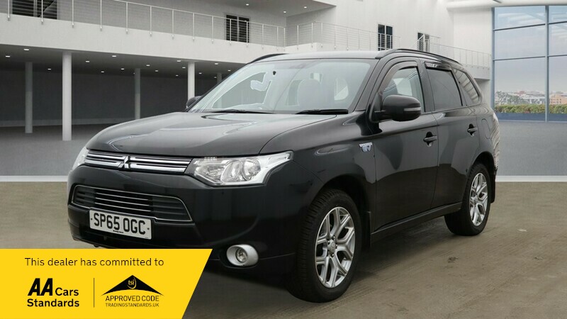 Used Mitsubishi Outlander 2015 for sale - 76148462: Photo 2