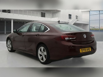 Used Vauxhall Insignia 2019 for sale - 76583039: Photo