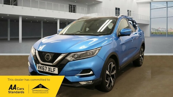 Used Nissan Qashqai 2017 for sale - 76211012: Photo 2