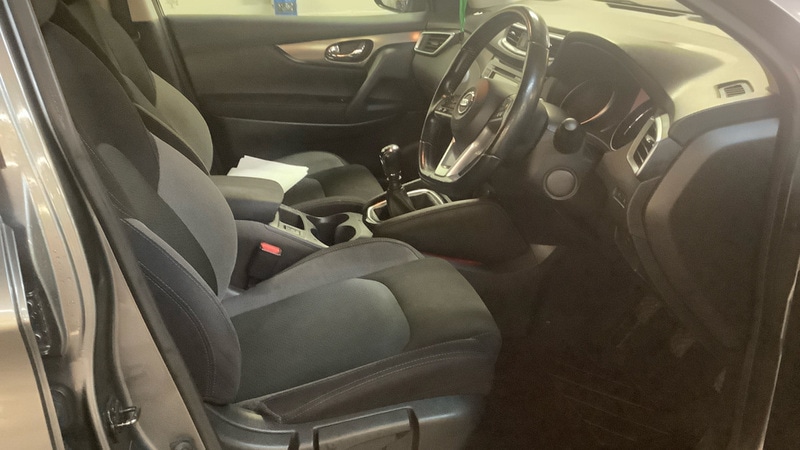 Used Nissan Qashqai 2018 for sale - 76950886: Photo 9