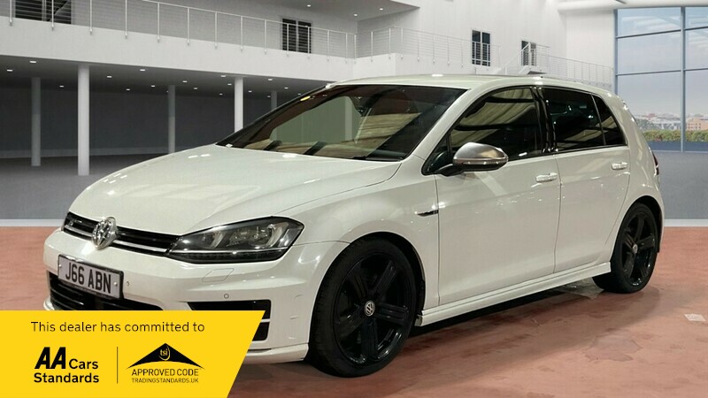 Used Volkswagen Golf 2016 for sale - 77668124: Photo 2