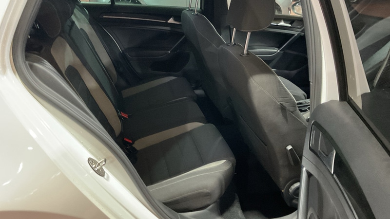 Used Volkswagen Golf 2016 for sale - 77668124: Photo 7