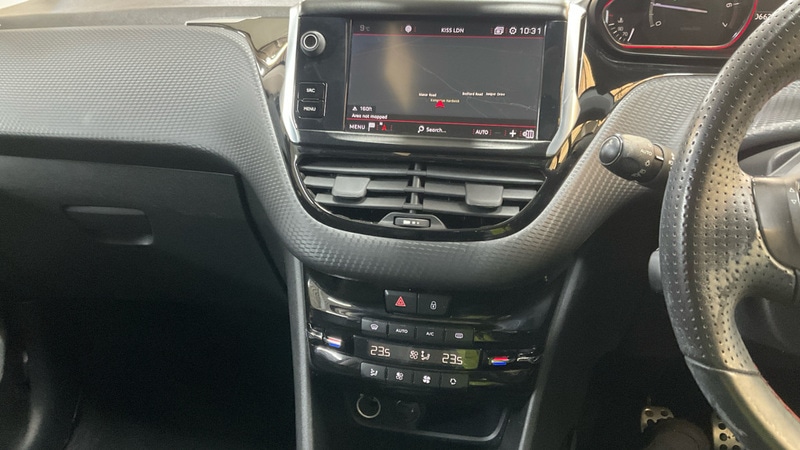 Used Peugeot 2008 2018 for sale - 76798921: Photo 12