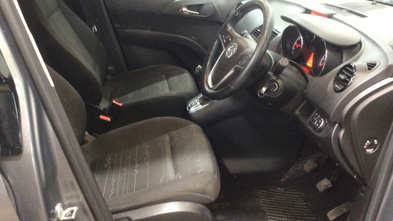 Used Vauxhall Meriva 2017 for sale - 76655607: Photo 8