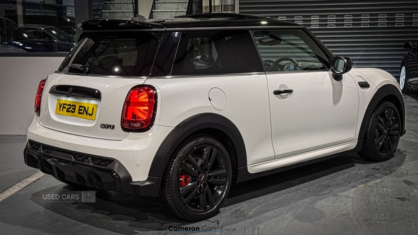 Used MINI Hatch 2023 for sale - 76840175: Photo 2