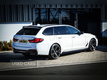 Used BMW 5 Series 2021 for sale - 77599455: Photo