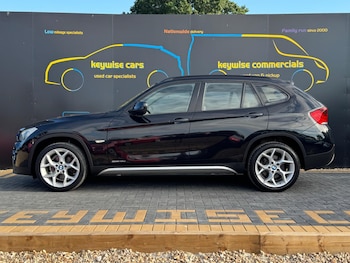 Used BMW X1 2011 for sale - 75378352: Photo