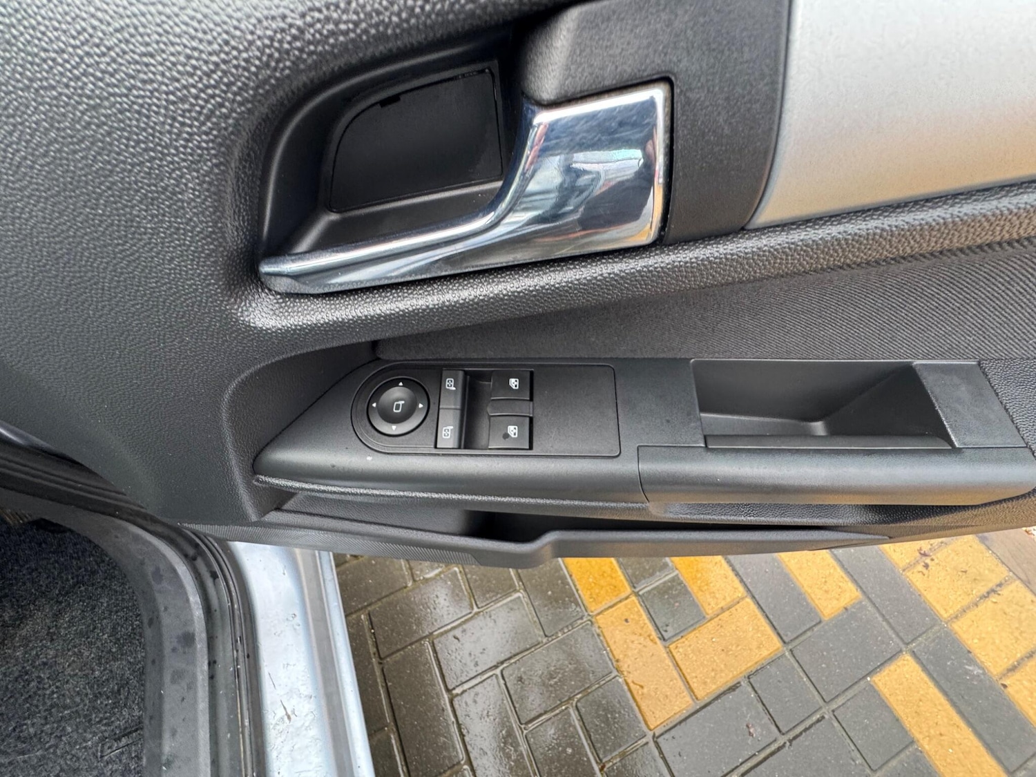 Used Vauxhall Astra 2009 for sale - 77351402: Photo 34