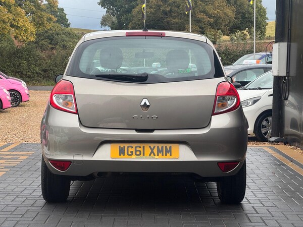 Used Renault Clio 2011 for sale - 76166766: Photo 4
