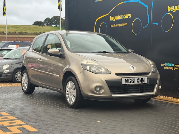 Used Renault Clio 2011 for sale - 76166766: Photo 9