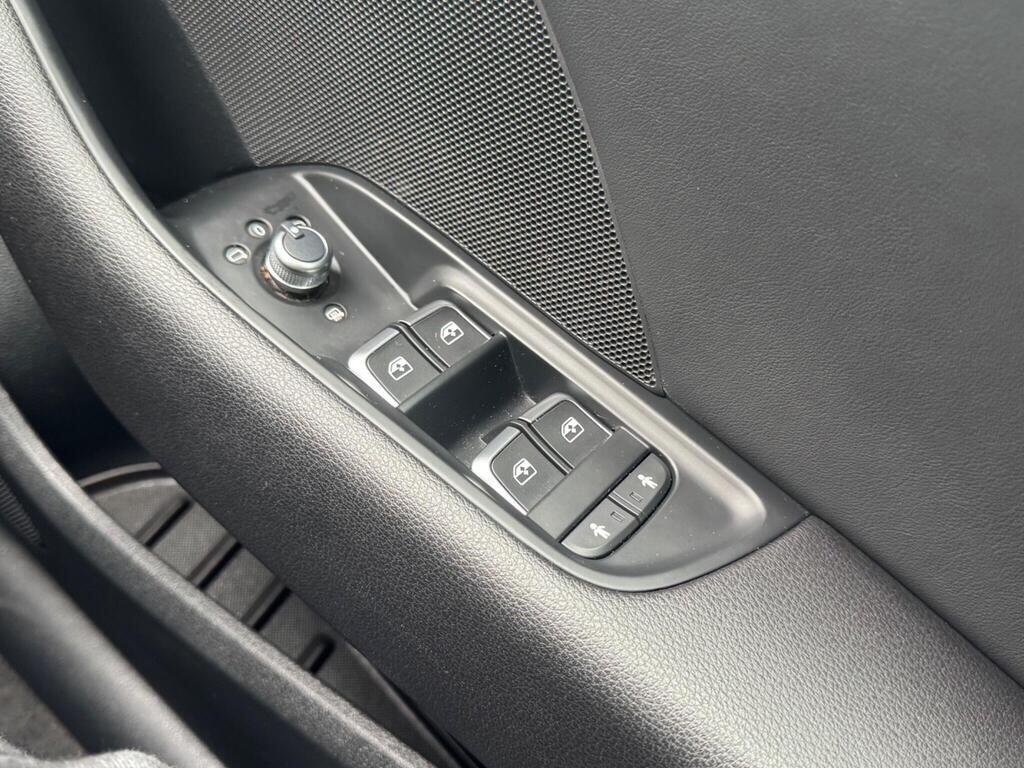 Used Audi A3 2018 for sale - 76865219: Photo 36