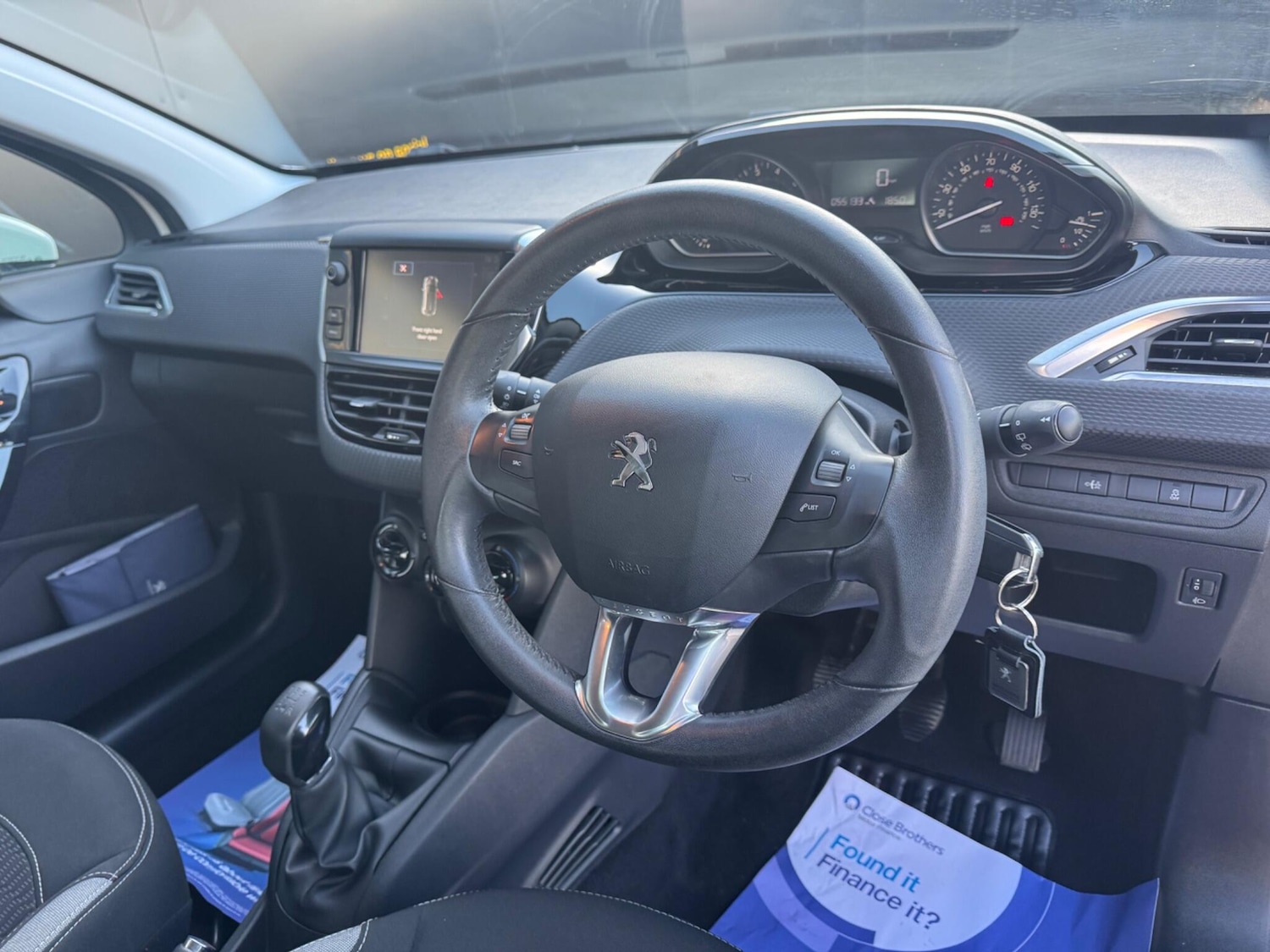 Used Peugeot 208 2016 for sale - 77658090: Photo 18