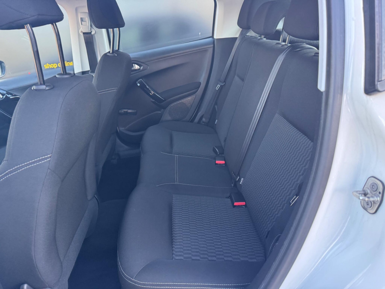 Used Peugeot 208 2016 for sale - 77658090: Photo 24