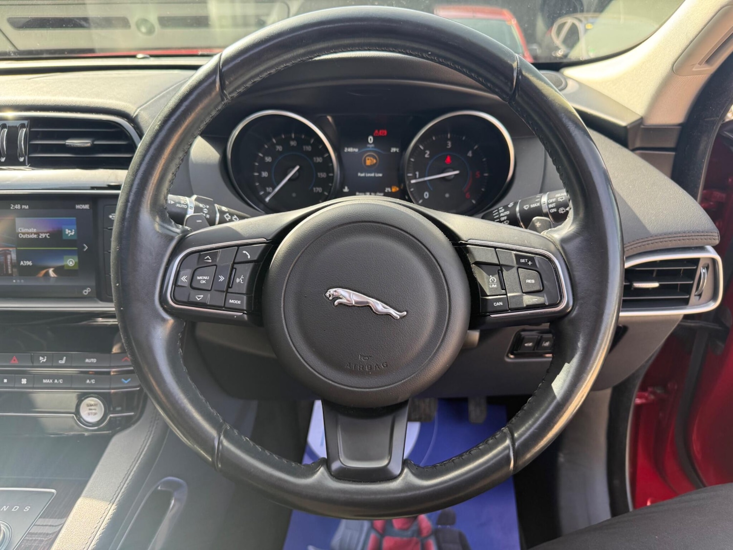 Used Jaguar F-Pace 2017 for sale - 78170243: Photo 32