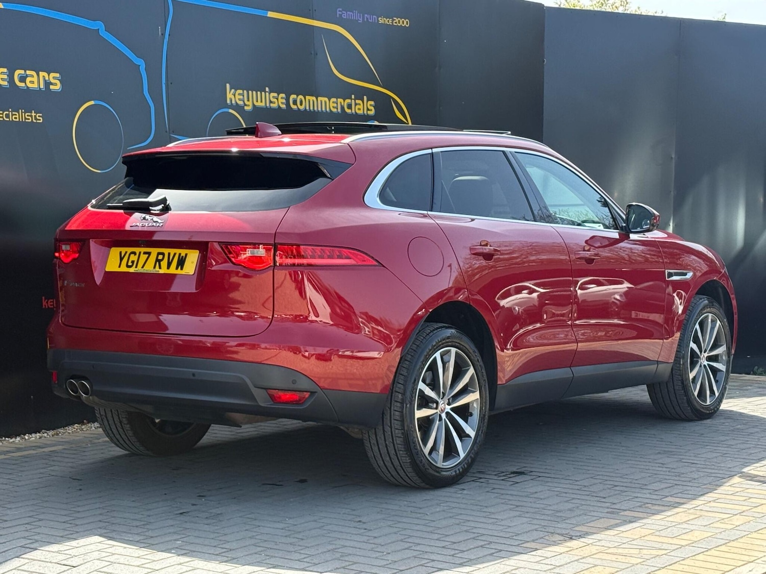 Used Jaguar F-Pace 2017 for sale - 78170243: Photo 6