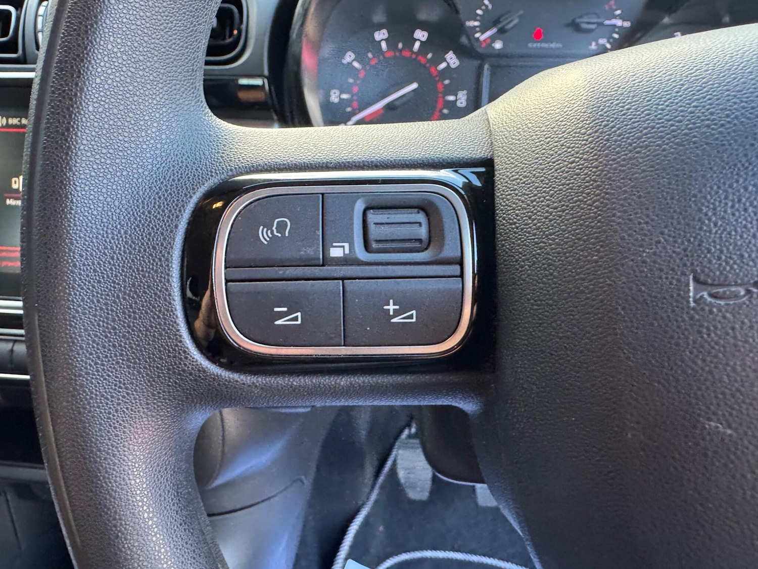 Used Citroen C3 2018 for sale - 76992585: Photo 28