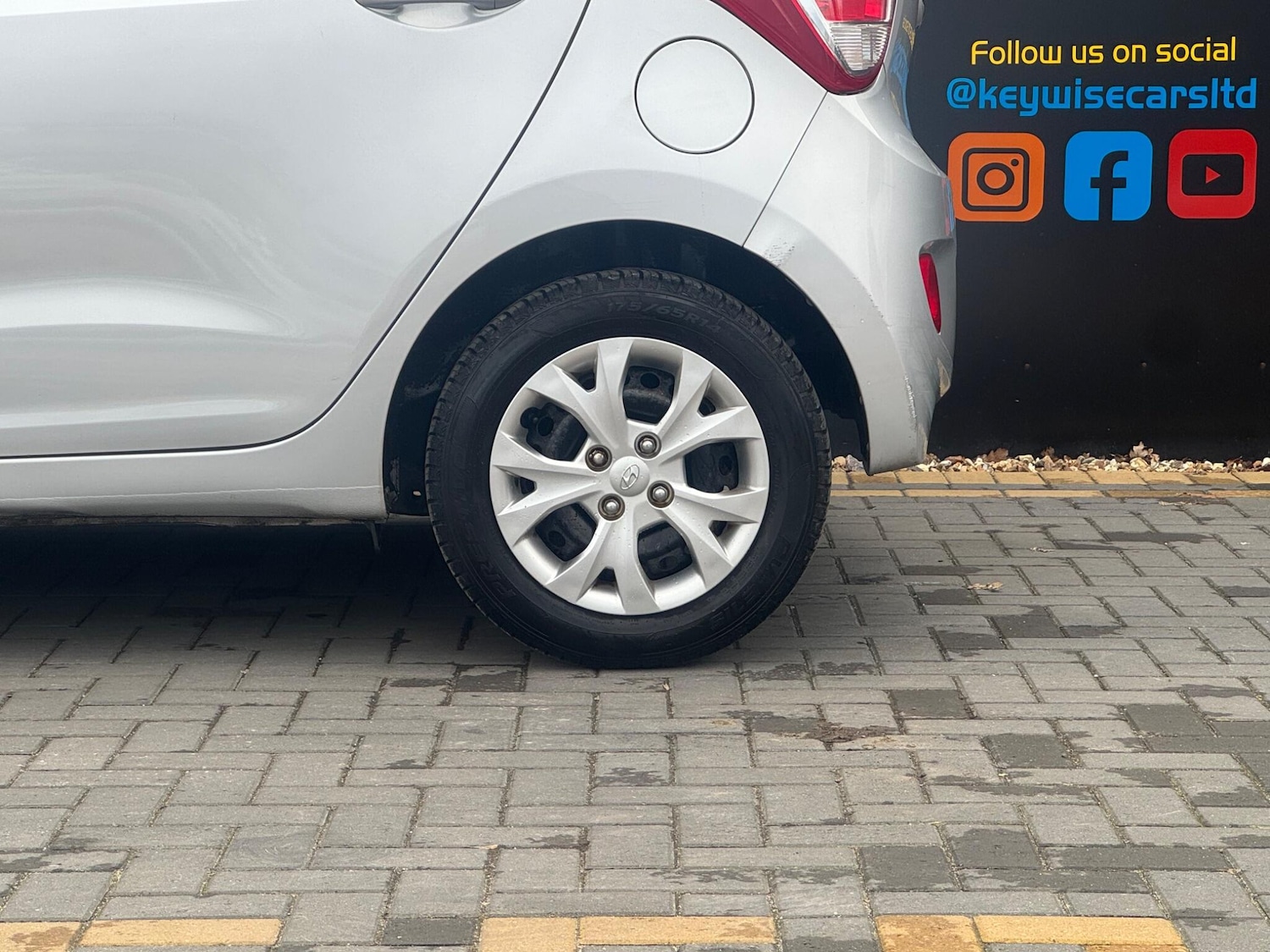 Used Hyundai i10 2016 for sale - 77737633: Photo 13