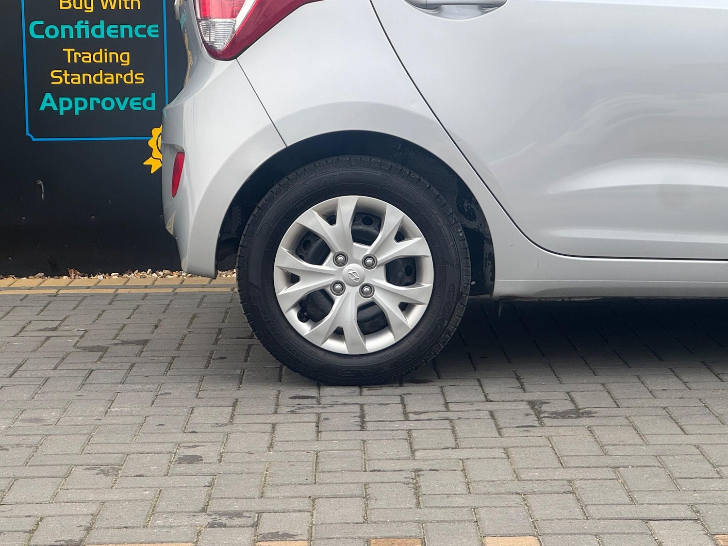 Used Hyundai i10 2016 for sale - 77737633: Photo 14