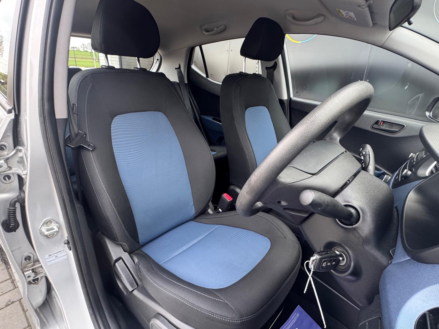 Used Hyundai i10 2016 for sale - 77737633: Photo 18