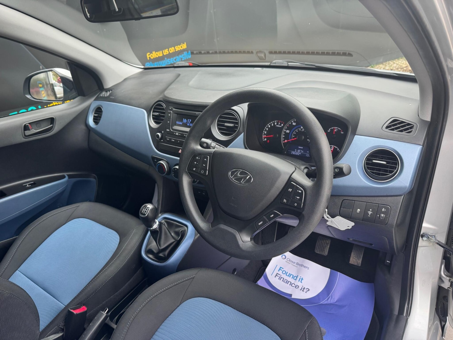 Used Hyundai i10 2016 for sale - 77737633: Photo 26