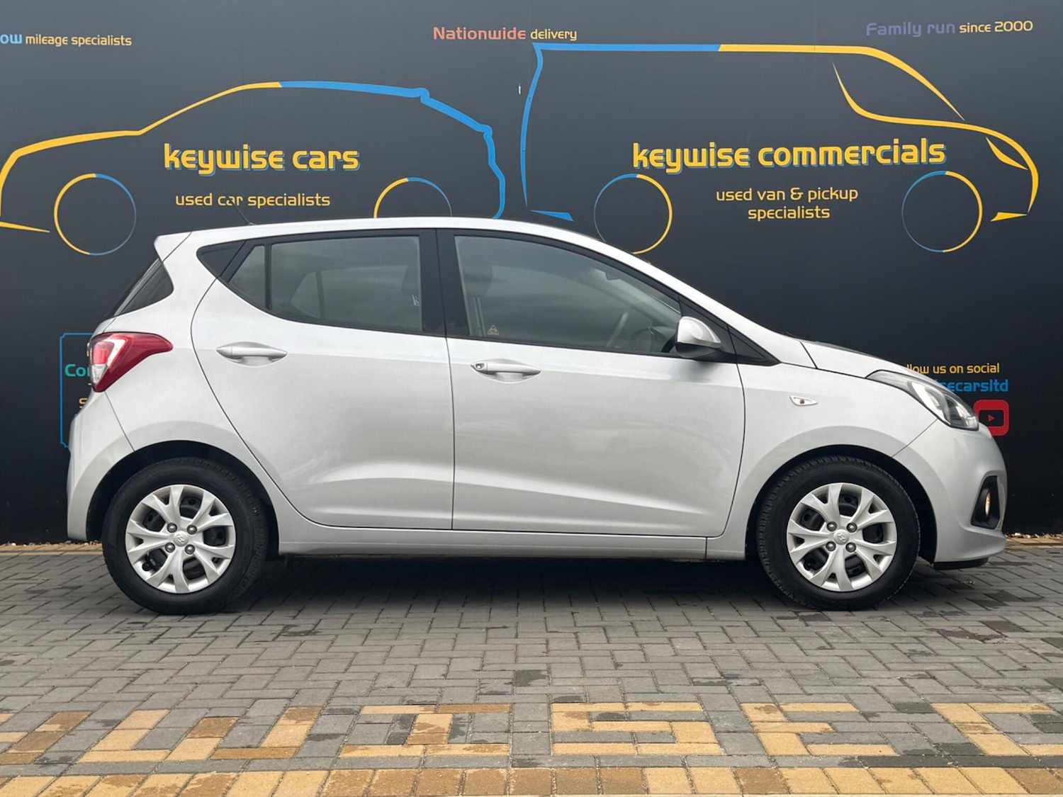 Used Hyundai i10 2016 for sale - 77737633: Photo 7