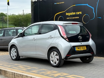 Used Toyota AYGO 2015 for sale - 78504176: Photo