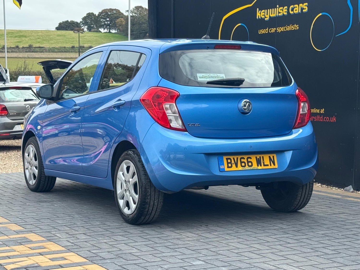 Used Vauxhall Viva 2016 for sale - 76996411: Photo 3