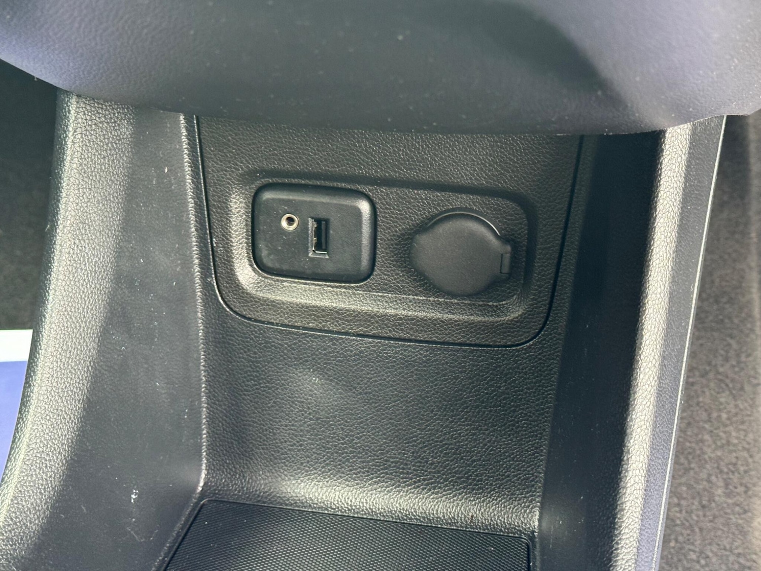 Used Vauxhall Viva 2016 for sale - 76996411: Photo 34