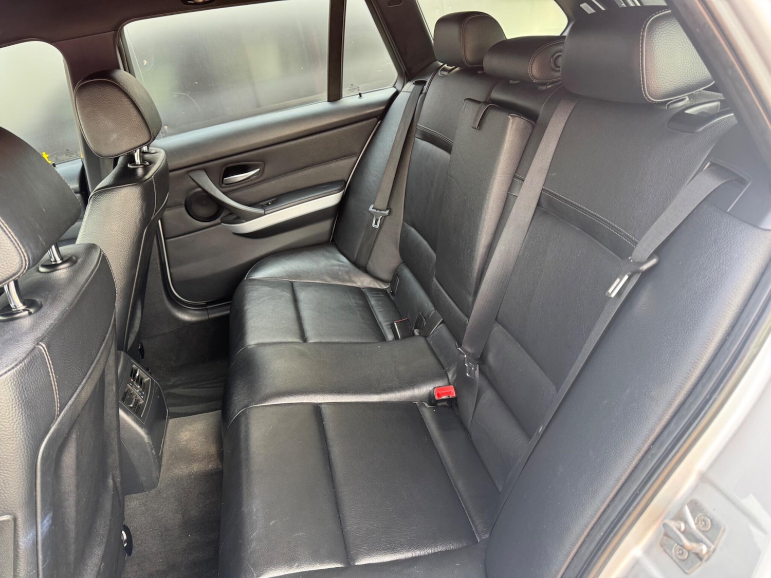 Used BMW 3 Series 2010 for sale - 76989532: Photo 23