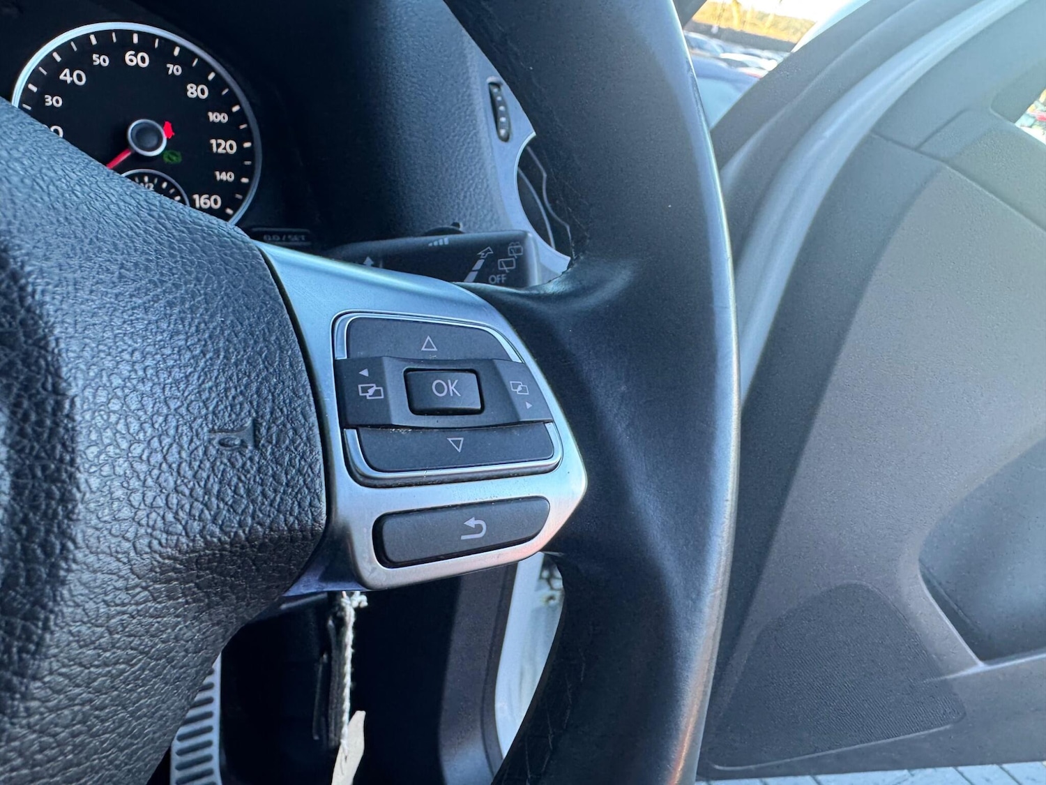 Used Volkswagen Tiguan 2015 for sale - 76918703: Photo 29