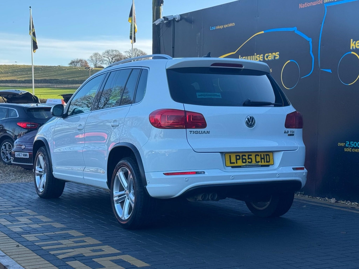 Used Volkswagen Tiguan 2015 for sale - 76918703: Photo 3