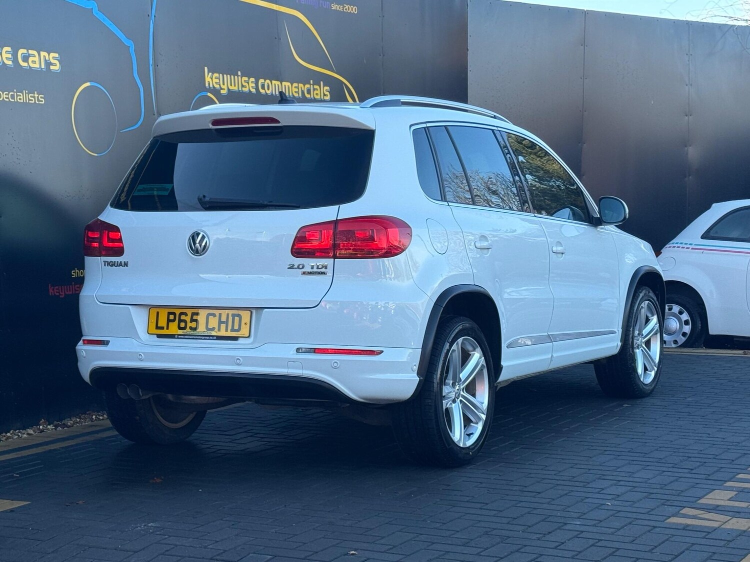 Used Volkswagen Tiguan 2015 for sale - 76918703: Photo 6