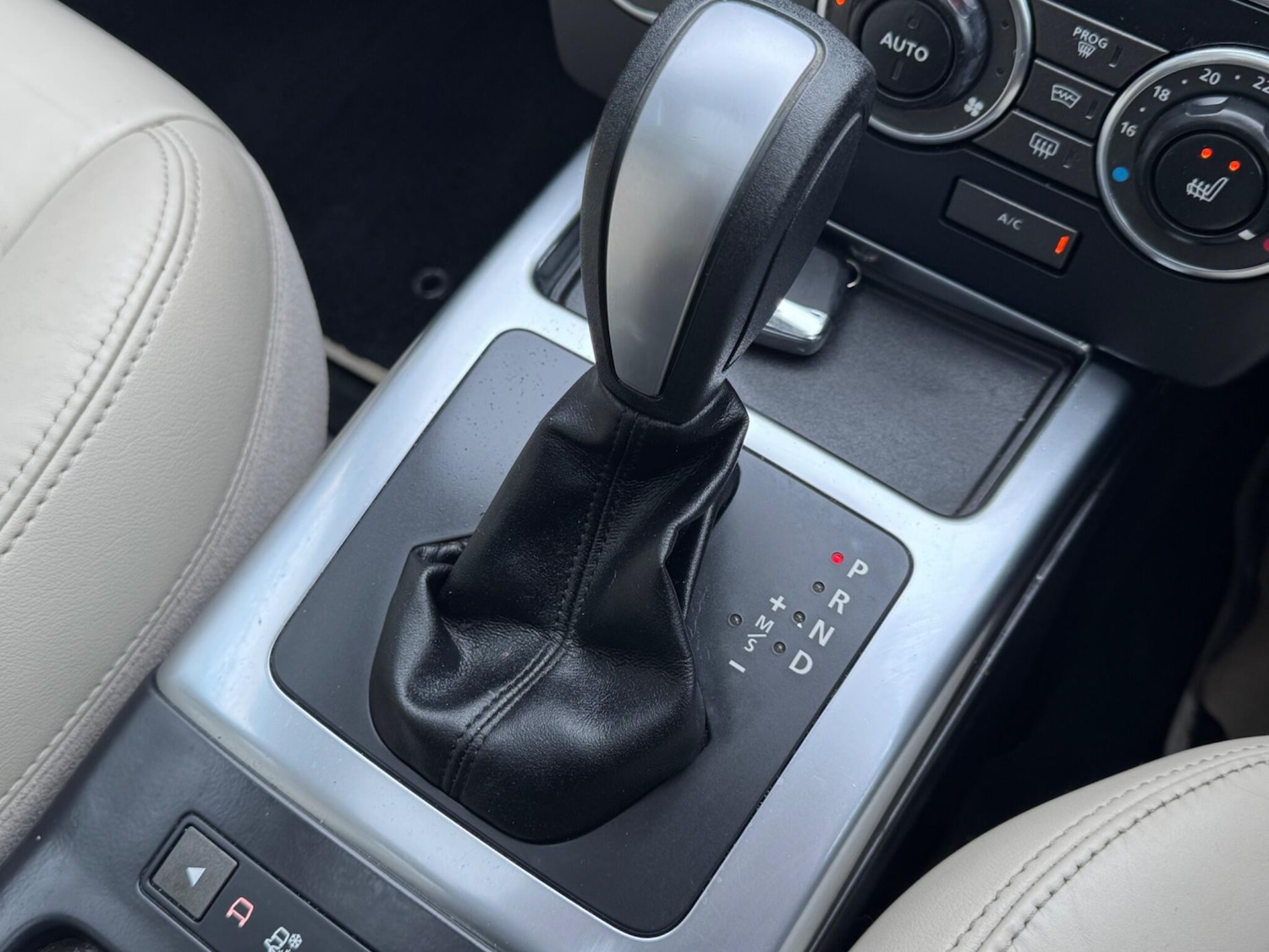 Used Land Rover Freelander 2014 for sale - 77784106: Photo 33