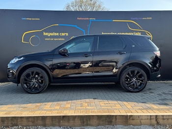 Used Land Rover Discovery Sport 2018 for sale - 77970643: Photo
